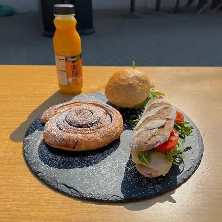 Mueller's 2 Апартаменты *