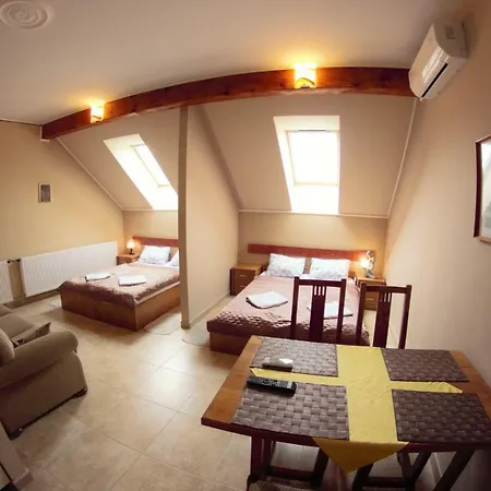 Mueller's 2 Апартаменты *