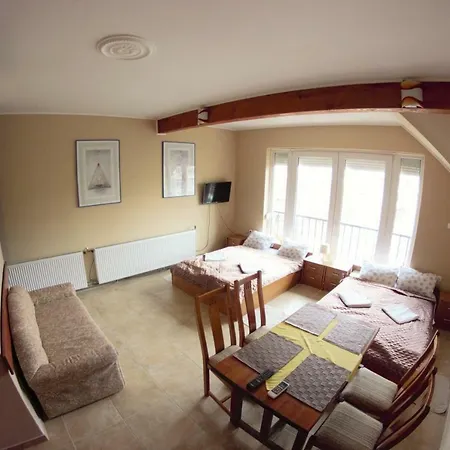 Mueller's 2 * Шиофок